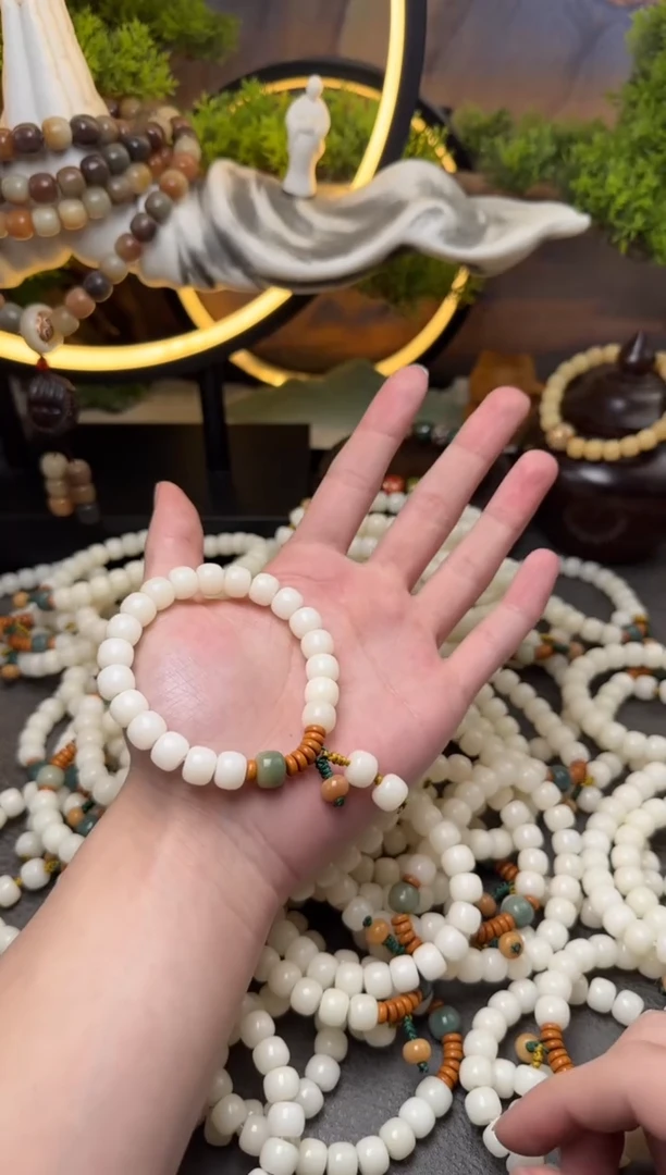 【闪购商品】菩提根/象牙果手串白玉菩提8*10配饰