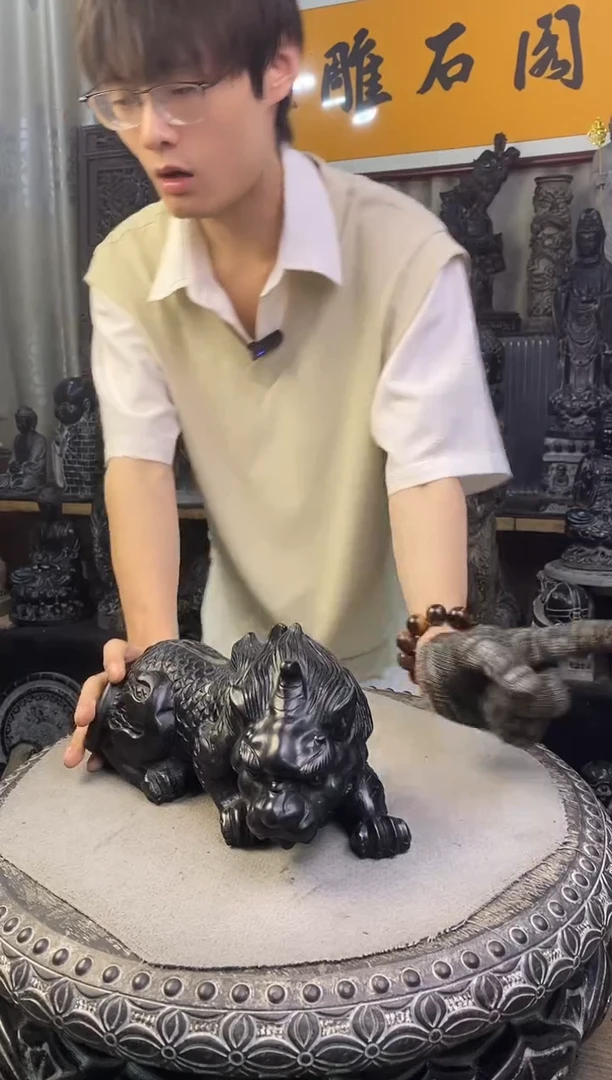 石材长30卧姿貔貅