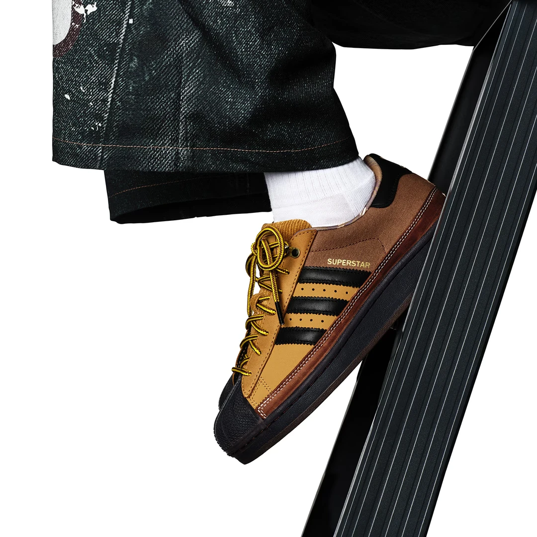 adidas/阿迪达斯三叶草中性王安宇同款琥珀流光贝壳头板鞋JR6990