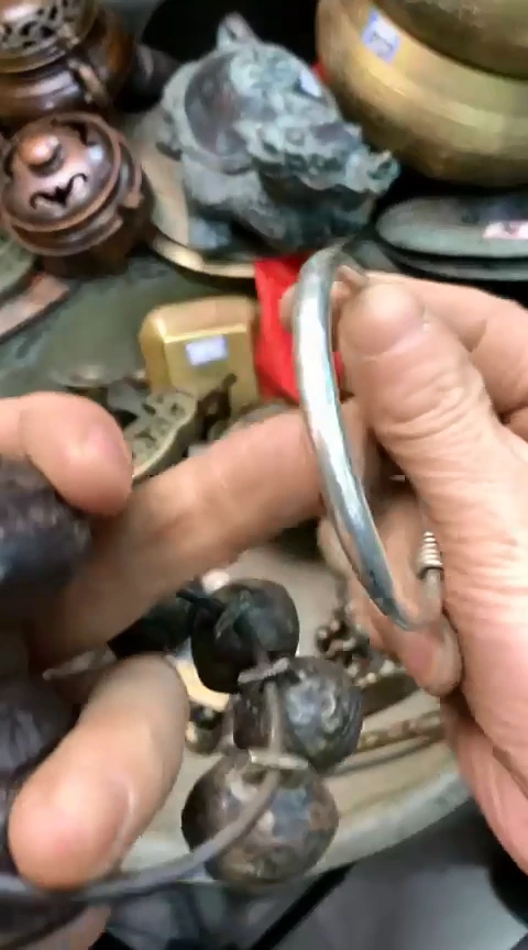 【闪购商品】一物一拍编号镜面镯子