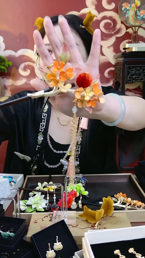 刺绣纯手工非遗绒花