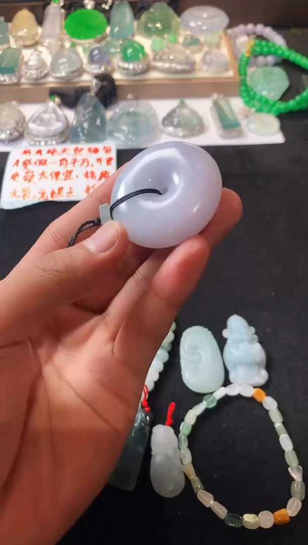 未镶嵌定制翡翠9****o   5053 毛货不退不换