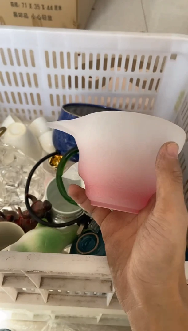 无运费险有瑕疵的摄影的产品有使用过的痕迹有点脏介意勿拍