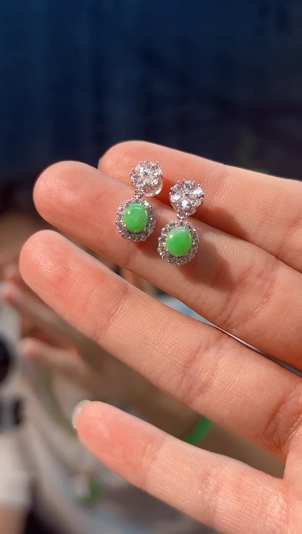 颈饰未镶嵌翡翠缅料A货/多样性发货/一件