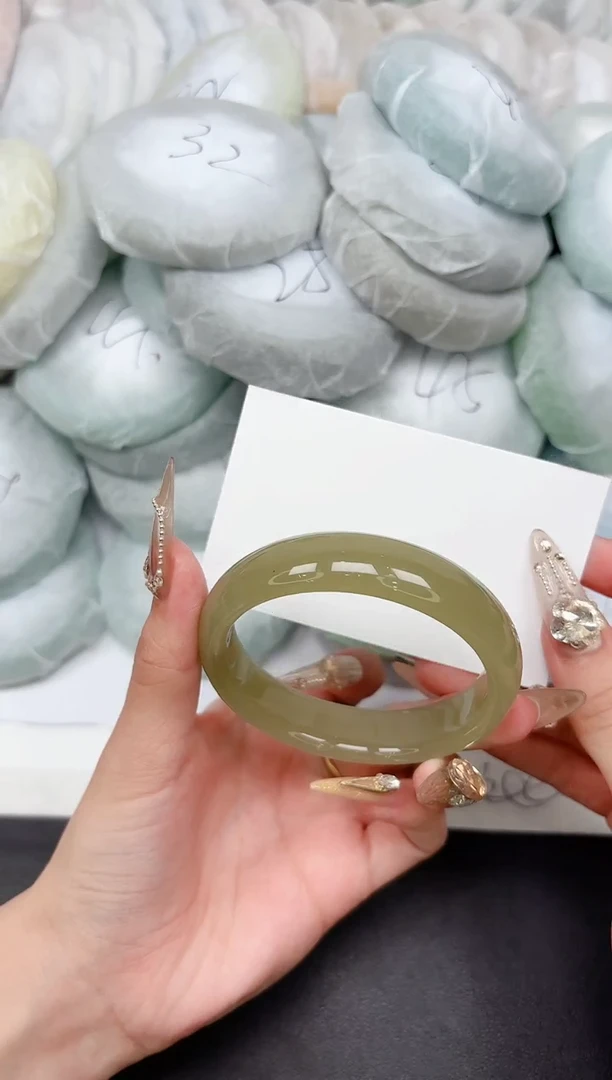 石英质玉手镯未镶嵌391-57.0