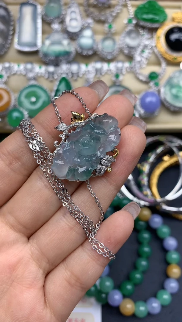 颈饰18K金镶嵌翡翠246-中国好珍宝