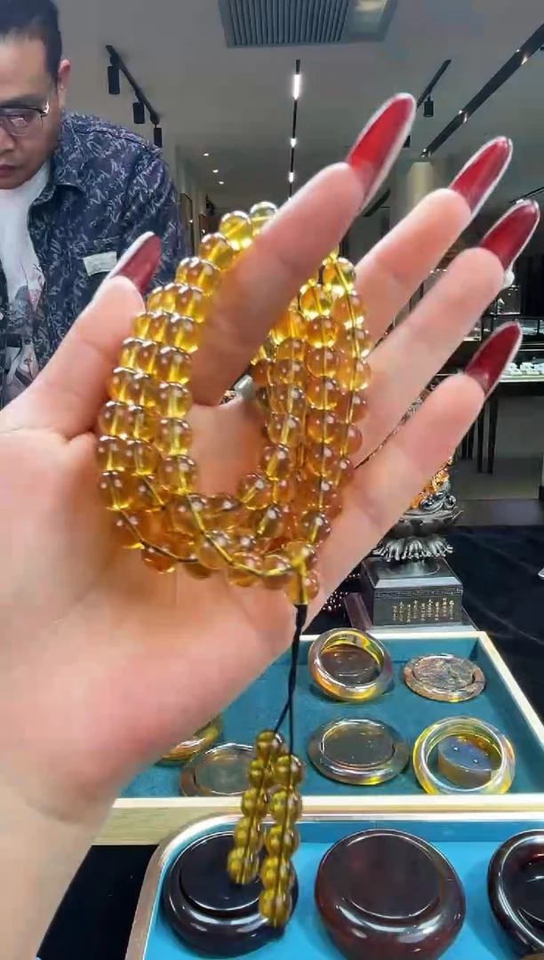 琥珀颈饰未镶嵌缅甸琥珀金蓝108