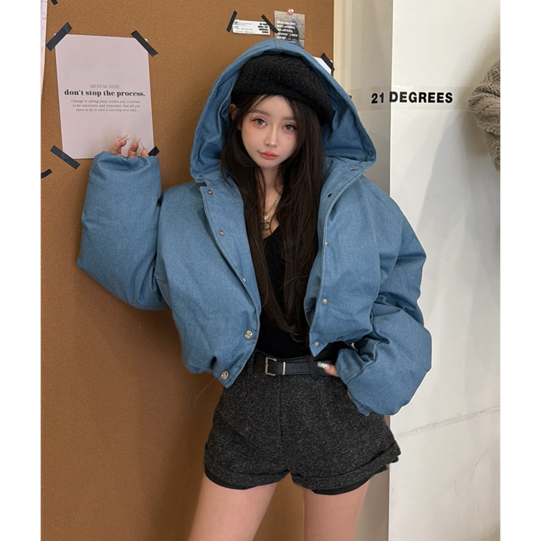 21DEGREES 蓝色牛仔连帽面棉服黑色V领毛织打底深灰色毛呢短裤