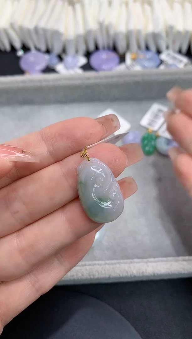 吊坠(不含链)18K金镶嵌翡翠111111