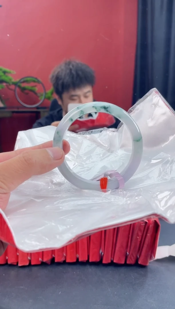 未镶嵌手镯翡翠2