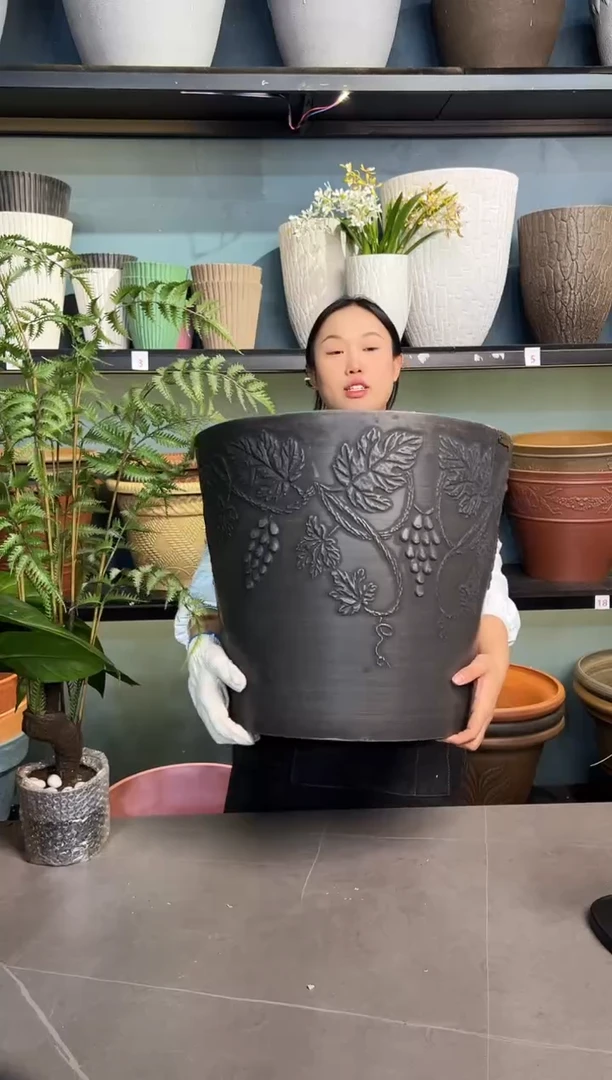 46*40/OD46/【孤品】黑色大口径手工浮雕花盆