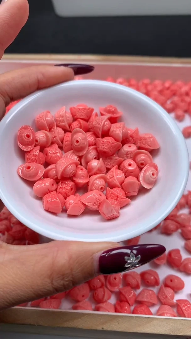 未镶嵌散珠拼合珍珠（马贝珠）E37 女皇贝 元宝8*9*13mm6个6.8元