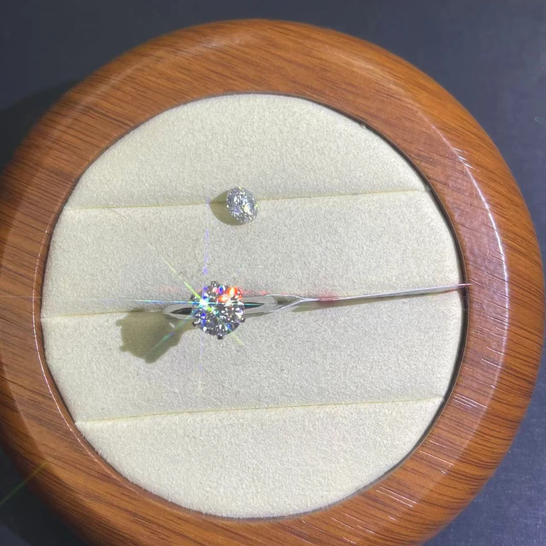 s262经典六爪2ct戒指多样性发货