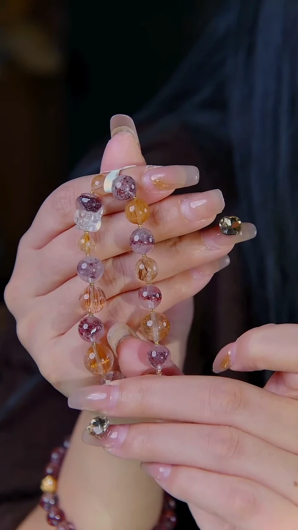 18K金镶嵌手链水晶铜顺金草莓