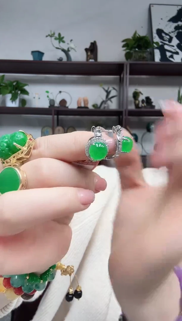 无非金属697编号耳钉