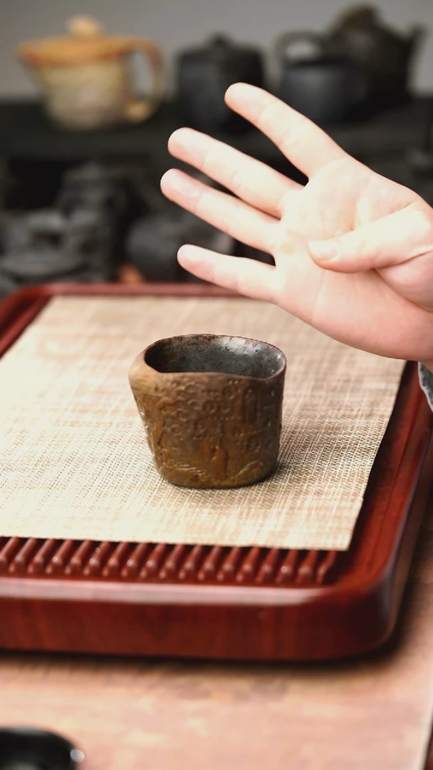 陈国力老师作品冰碛岩重工雕刻地藏出行杯