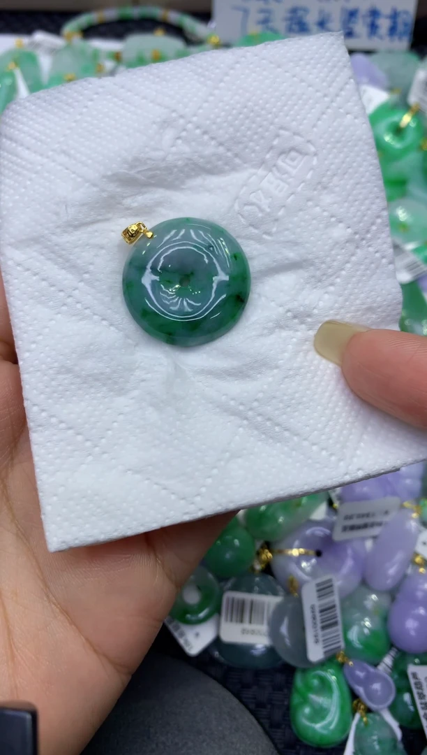 颈饰未镶嵌翡翠天然缅甸A货翡翠