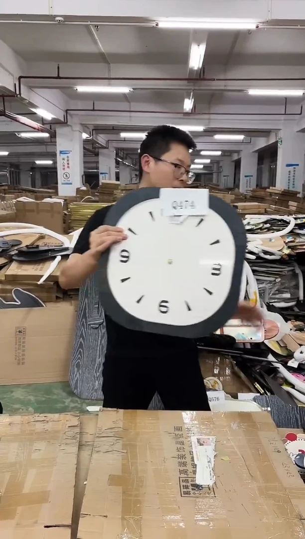 横款果果微瑕孤品闪购Q474