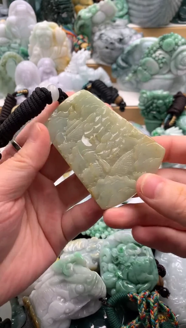 吊坠(不含链)未镶嵌翡翠1