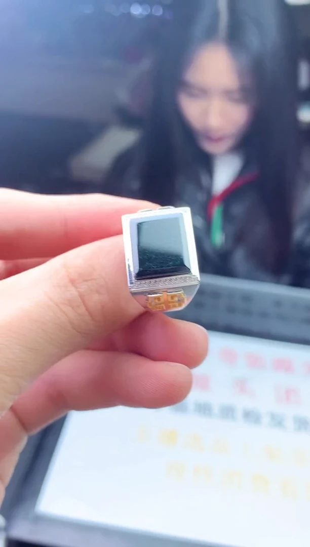 未镶嵌定制翡翠天然A货翡翠拍一发一