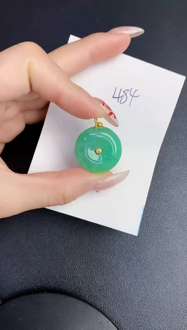 【闪购商品】翡翠颈饰18K金镶嵌000000000000