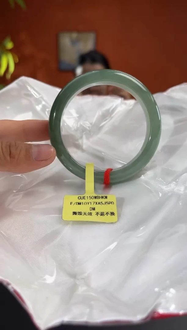 未镶嵌手镯翡翠翡翠手镯