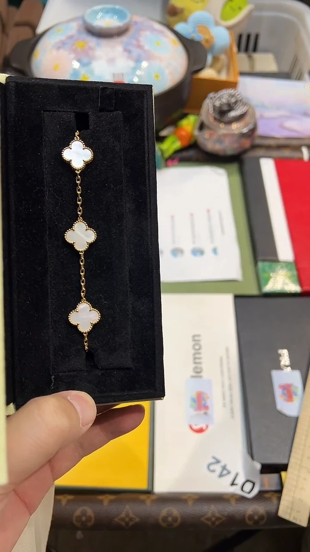 【公路商店】摆件·五花白手-全场包邮