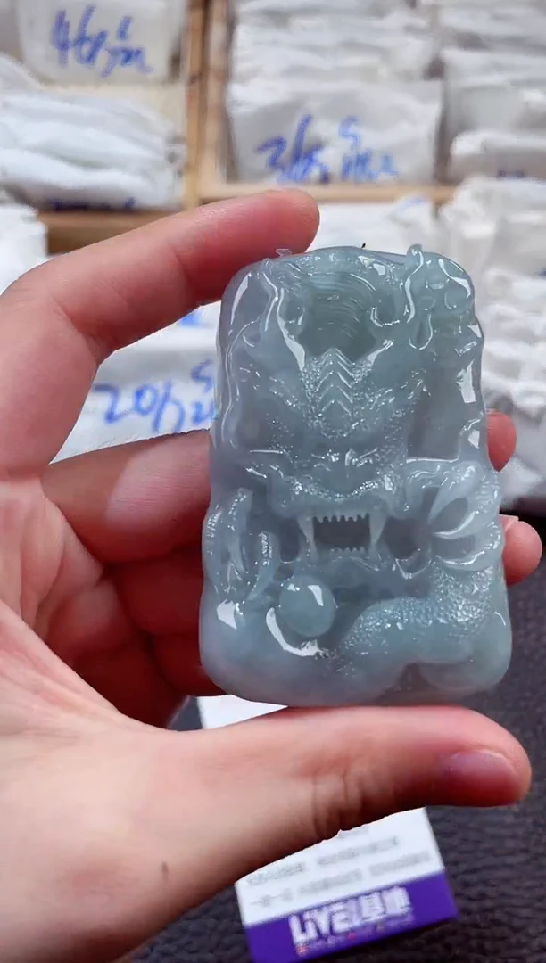 翡翠未镶嵌颈饰00001698