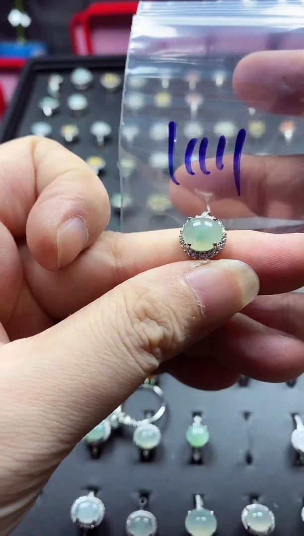 未镶嵌戒指翡翠1****1翡翠戒指