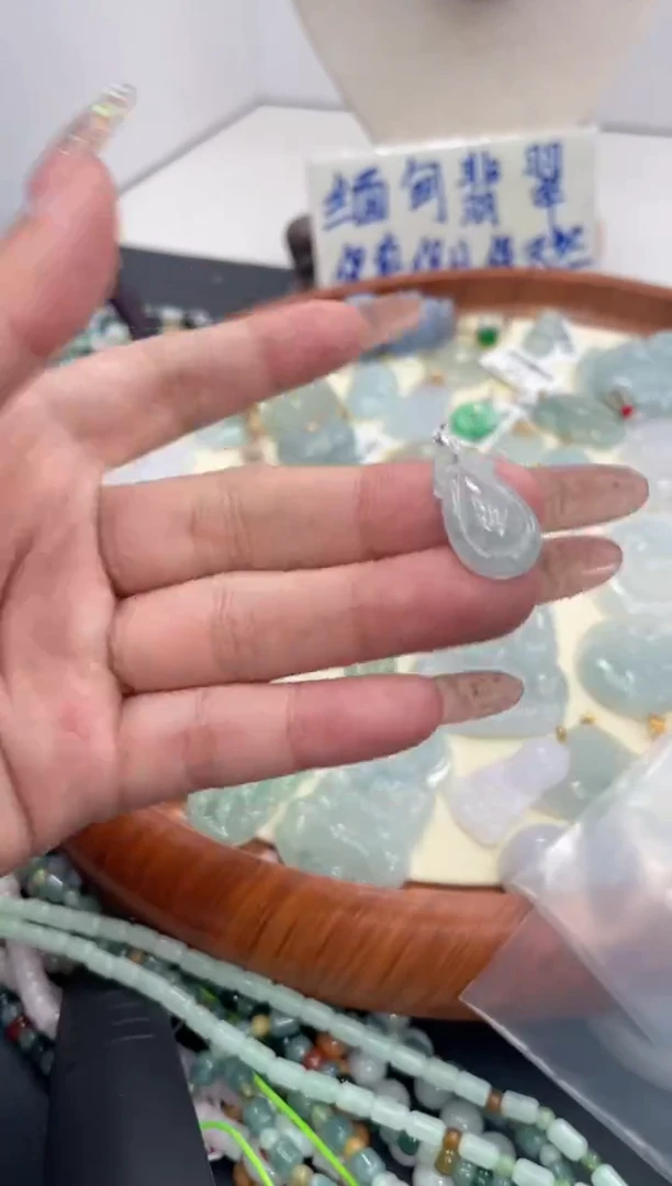 颈饰未镶嵌翡翠101多样性发货