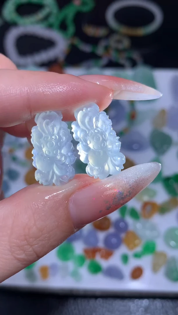 未镶嵌定制翡翠一对莲花