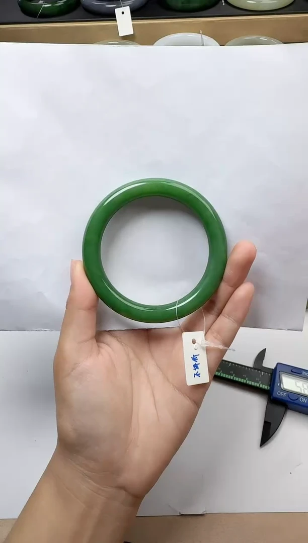 【闪购商品】和田玉手镯未镶嵌58/59圈口YY