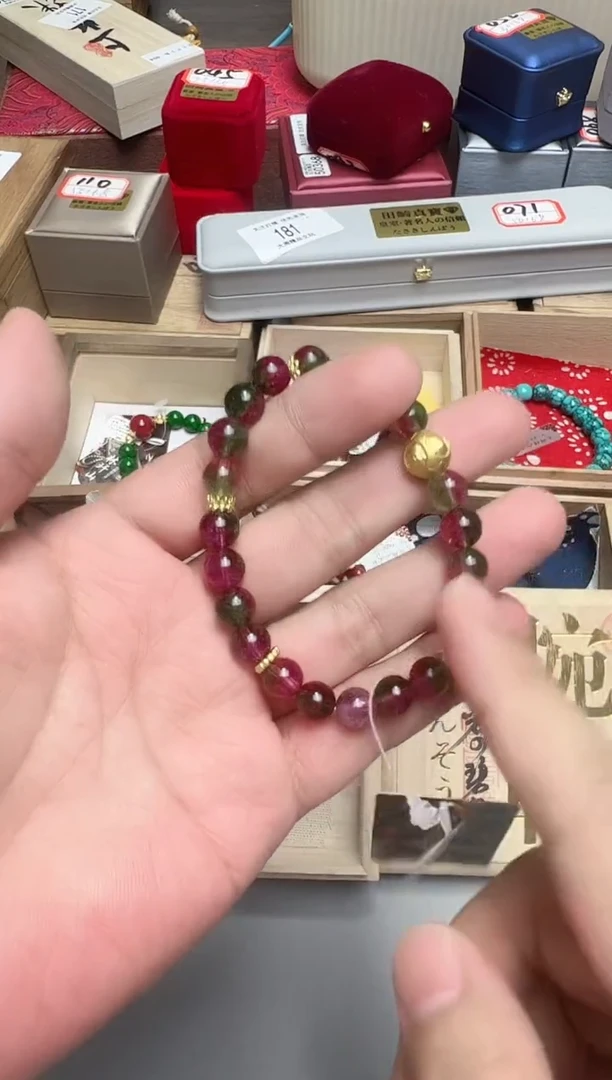 352聚珍阁文玩手串手持手把件