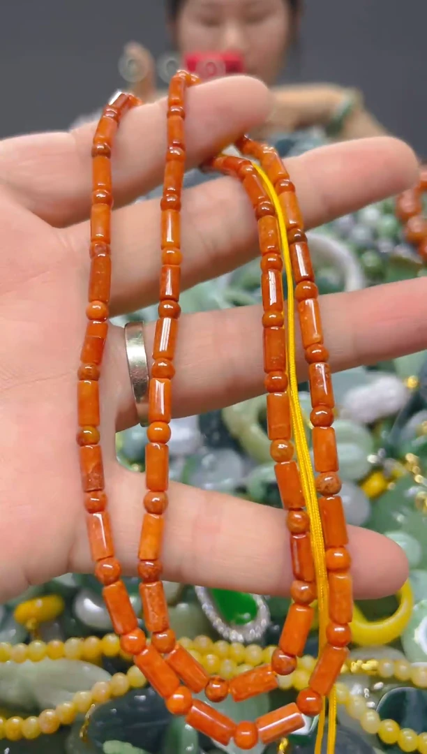 翡翠未镶嵌颈饰4mm/E/翡翠A货,一件也是批发价