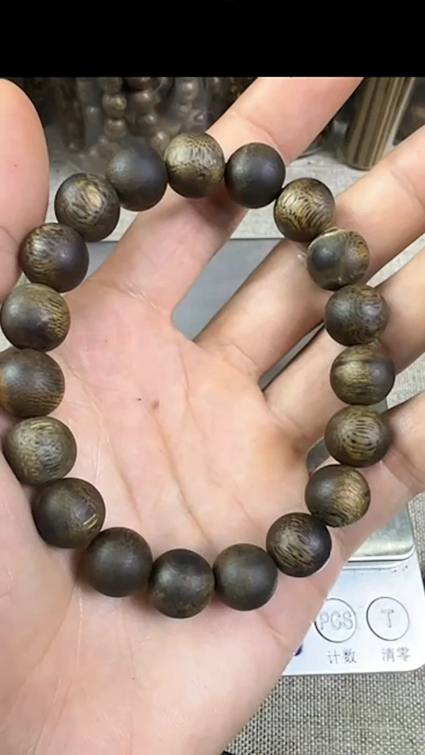 沉香手串老**资海南沉香种植绿棋1.1单圈14克