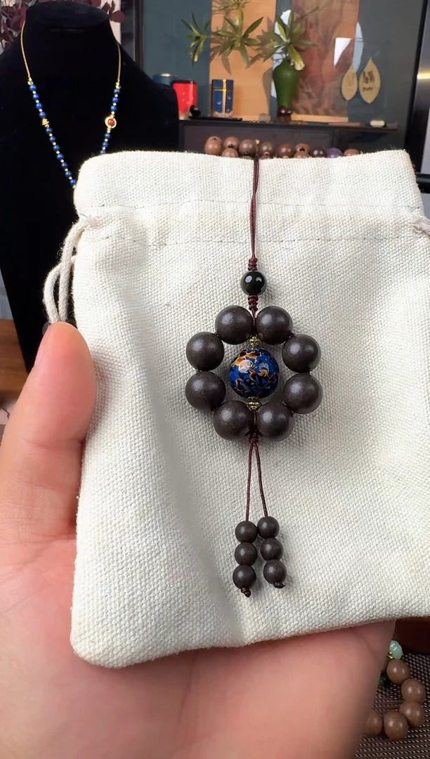 泥塑龙涎香漆珠挂件