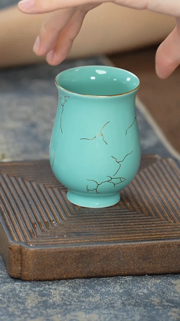 【绿松石金络美人杯】【12西泠礼盒】