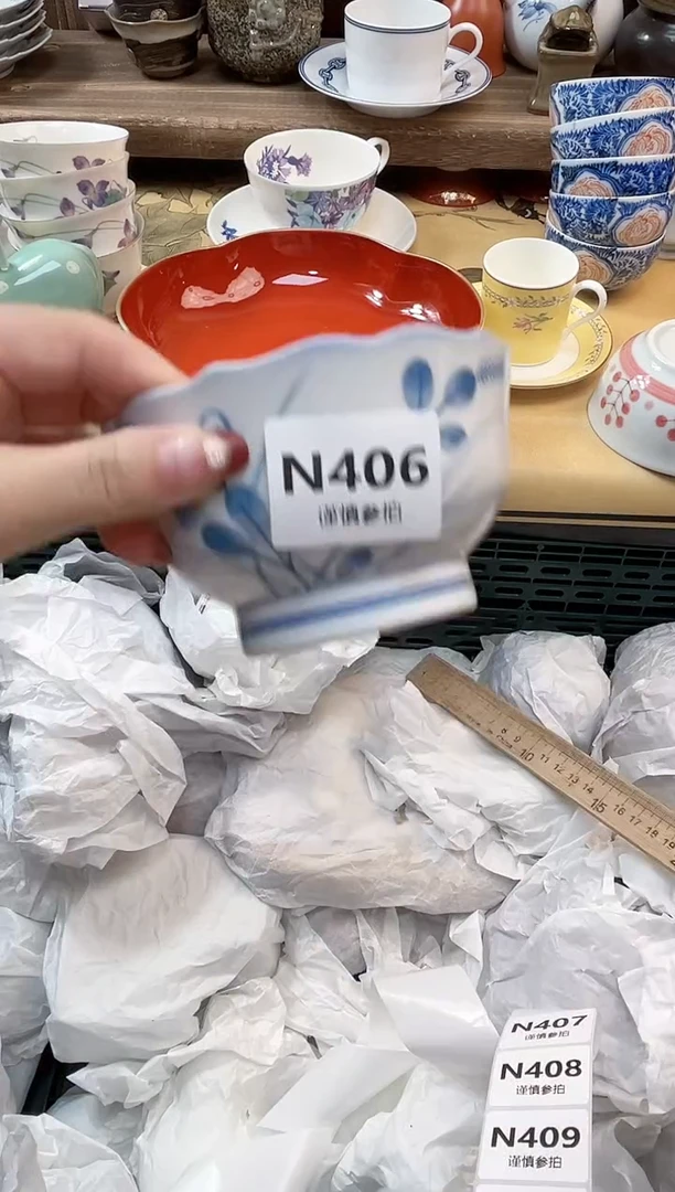 瓷片嫣**笑 406