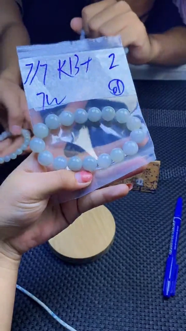 定制翡翠未镶嵌天然缅甸A货翡翠，多样性发货只发其一