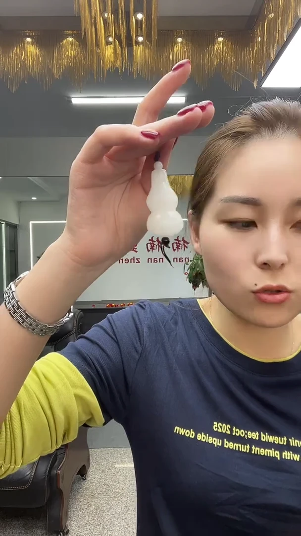 白色葫芦吊坠多样性发货一件