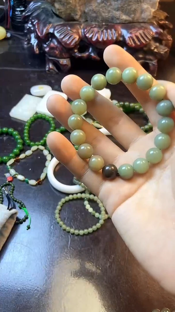 手串未镶嵌和田玉主播推荐！！主播推荐！！