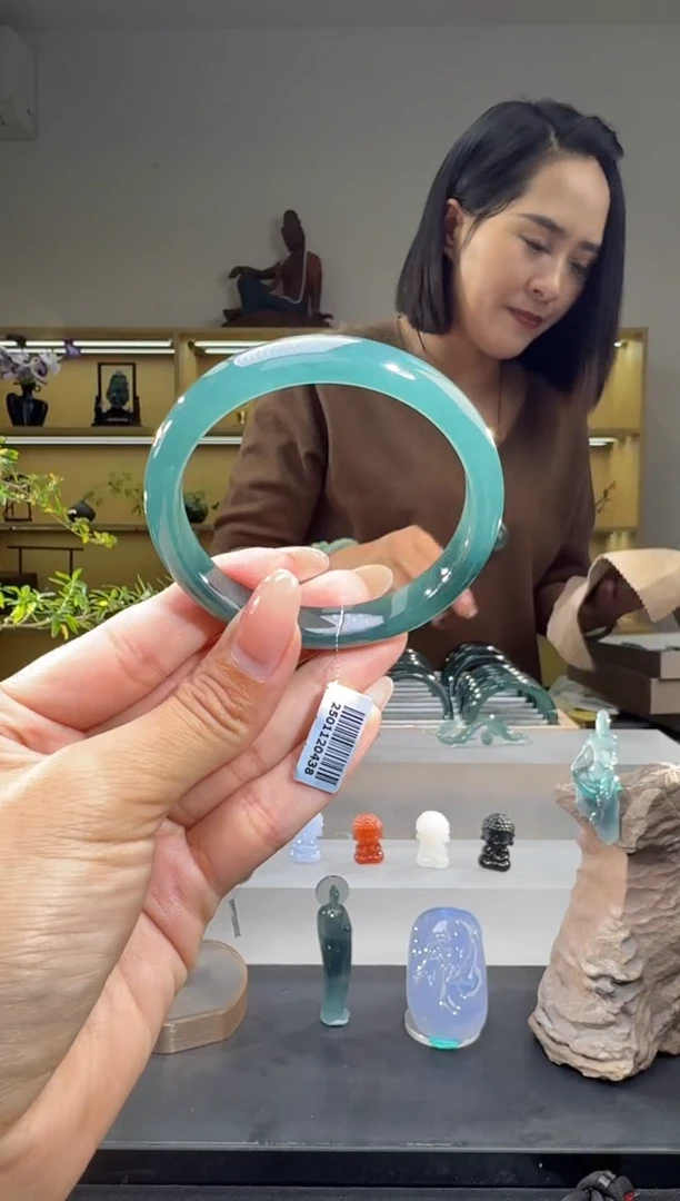 未镶嵌手镯翡翠53圈