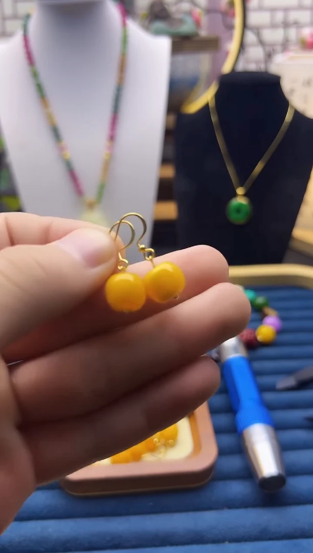 【闪购商品】蜜蜡耳饰14K金镶嵌E01