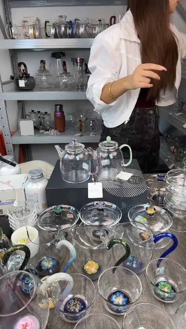 手工艺品玻璃禾器 宴臣壶 浅玉色