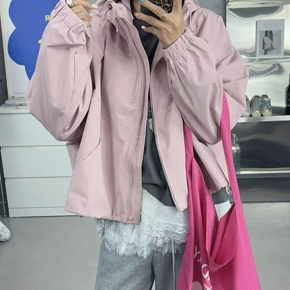 SISTERS盈盈粉色春日带帽拉链风衣版面料外套