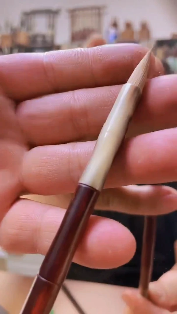 檀木牛角纯狼毫小楷一支