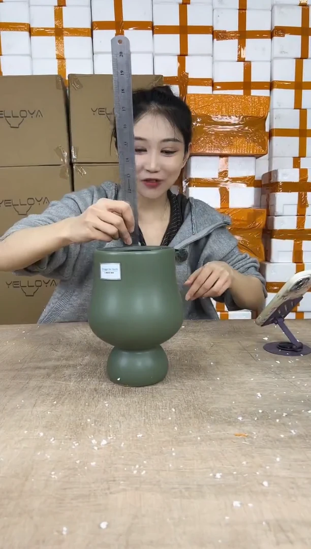 宝莲灯花瓶绿色14x21