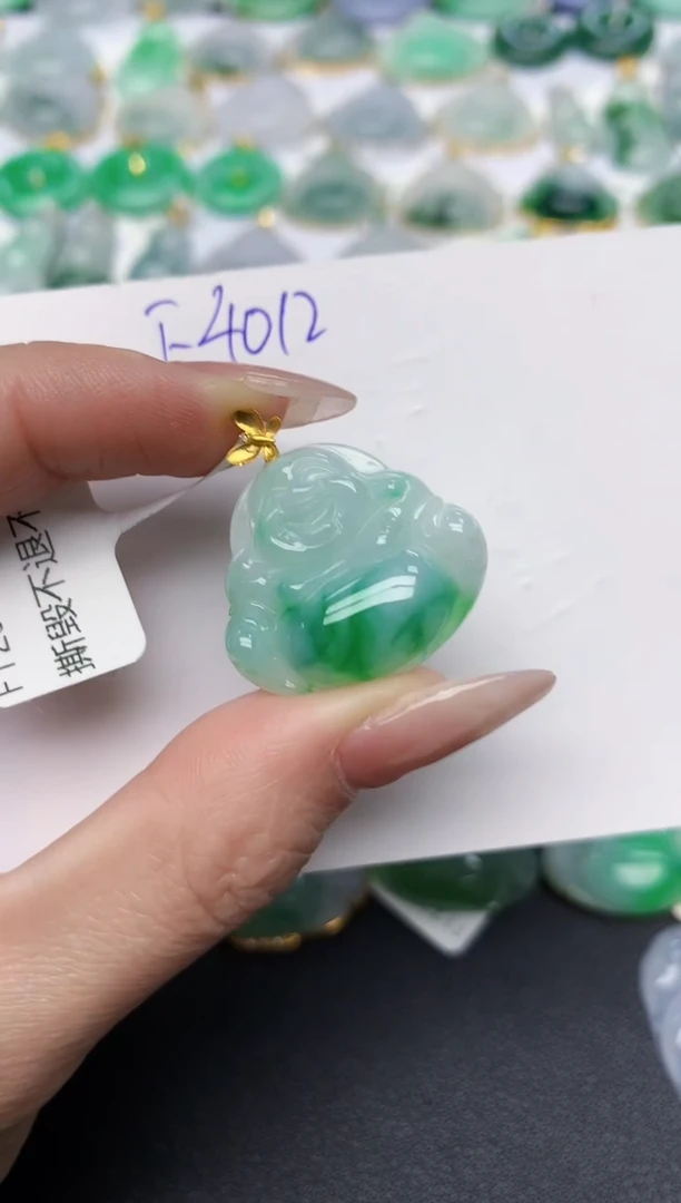 颈饰18K金镶嵌翡翠天然缅甸A货翡翠百元以上9元证书费自理