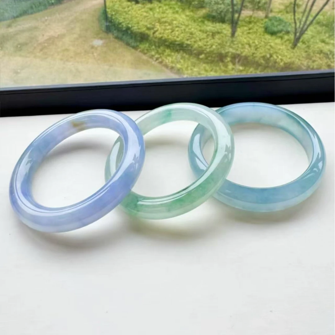 缅甸正品A货翡翠手镯（多样性发货）