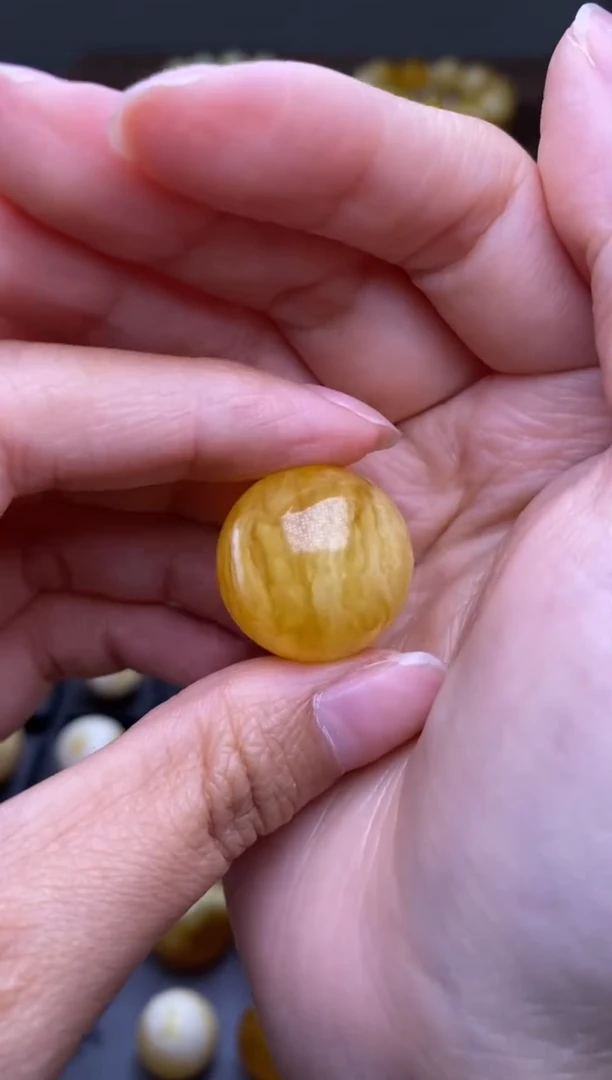 【闪购商品】琥珀裸石未镶嵌大小姐珠宝严选260